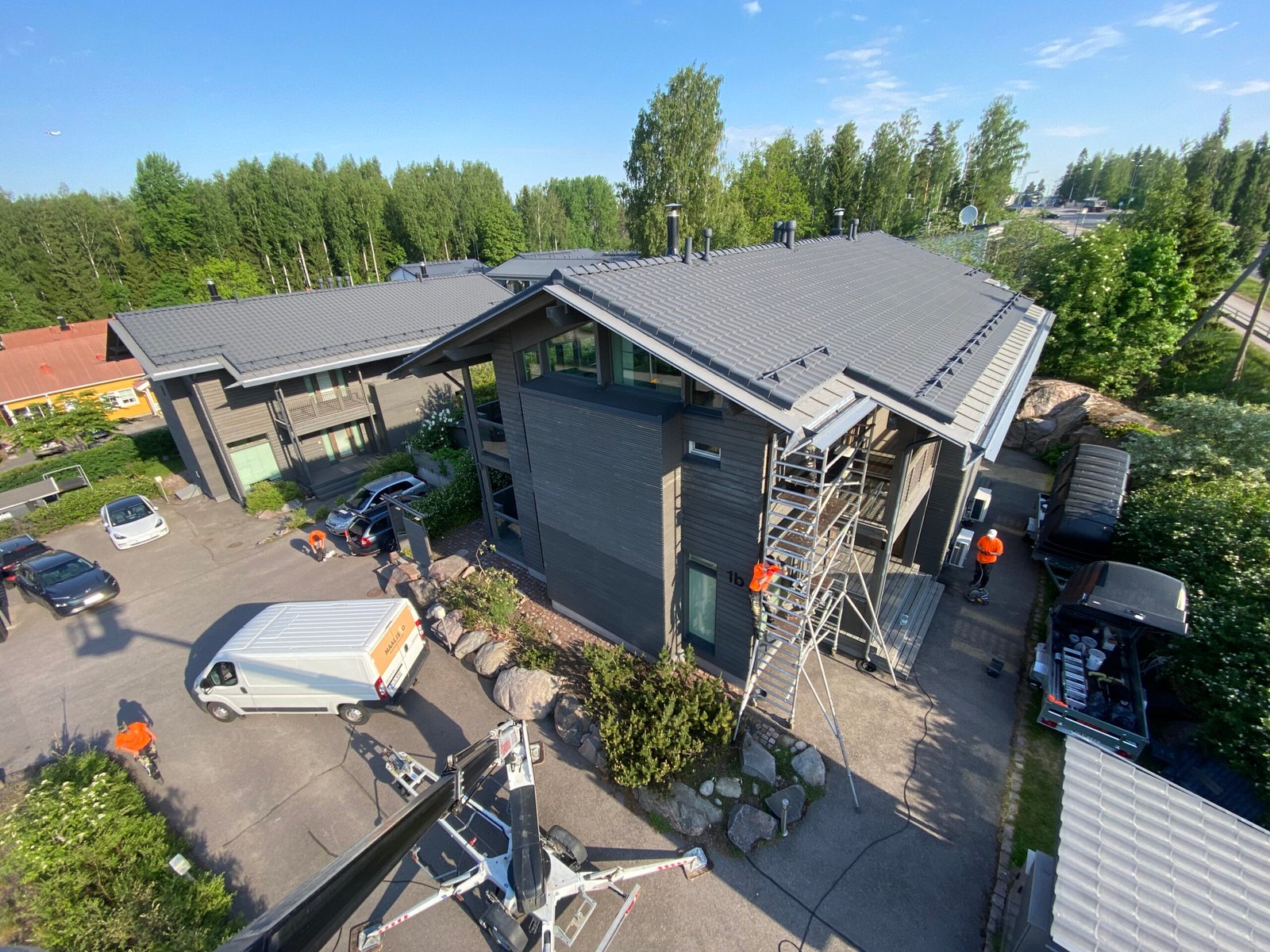 käynnissä oleva maalaus